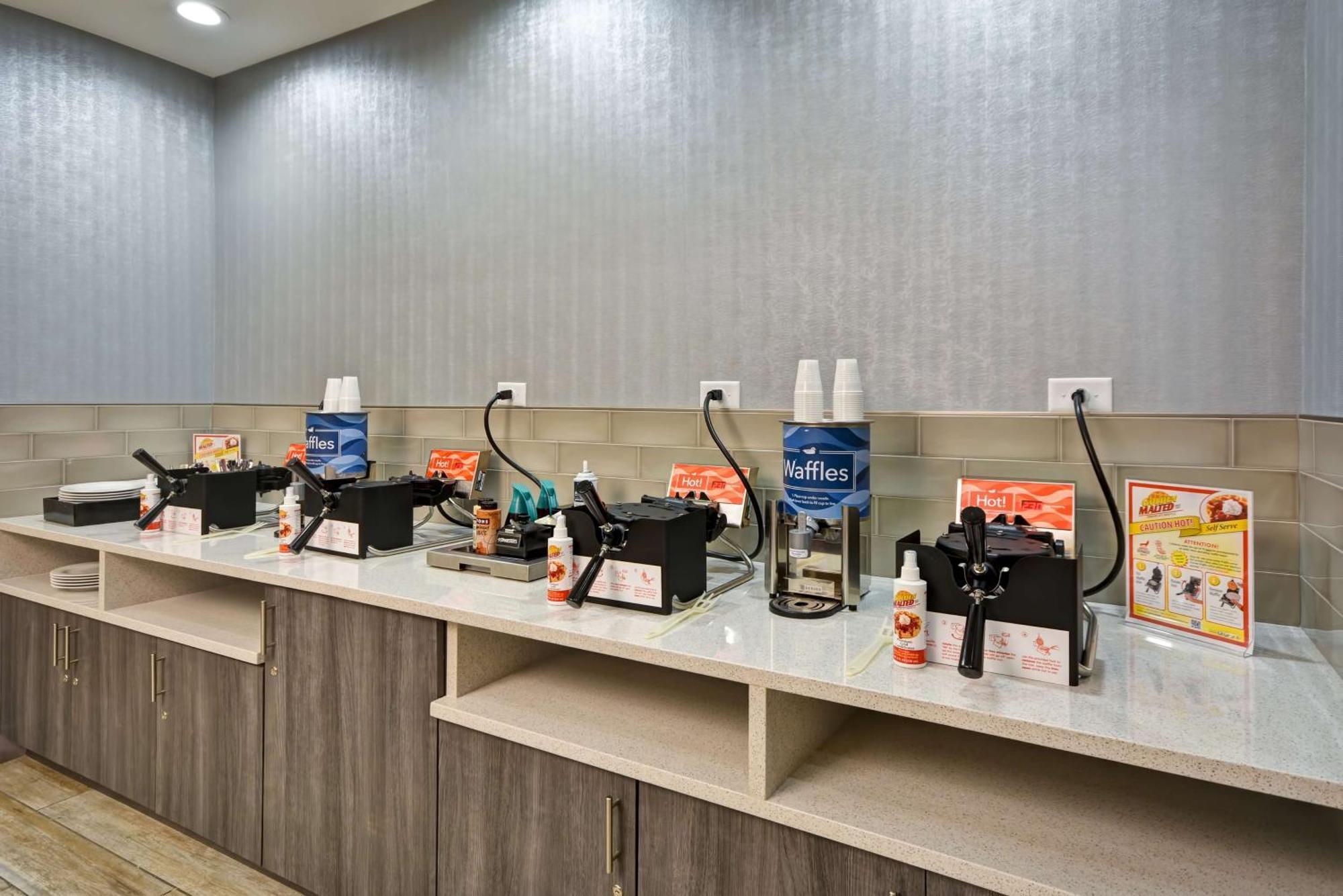 Homewood Suites By Hilton Orlando Theme Parks Williamsburg Екстериор снимка